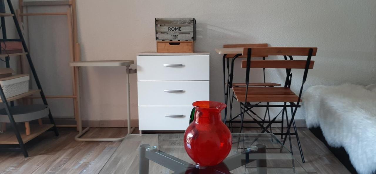 Les Iles D'Or Au Port De Hyeres Grand Studio Climatise Luaran gambar